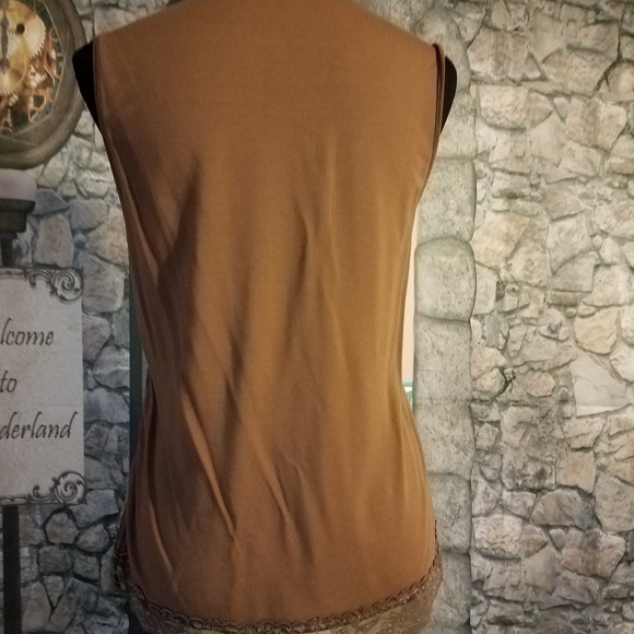 Bianca sleeveless blouse - Picture 3 of 5